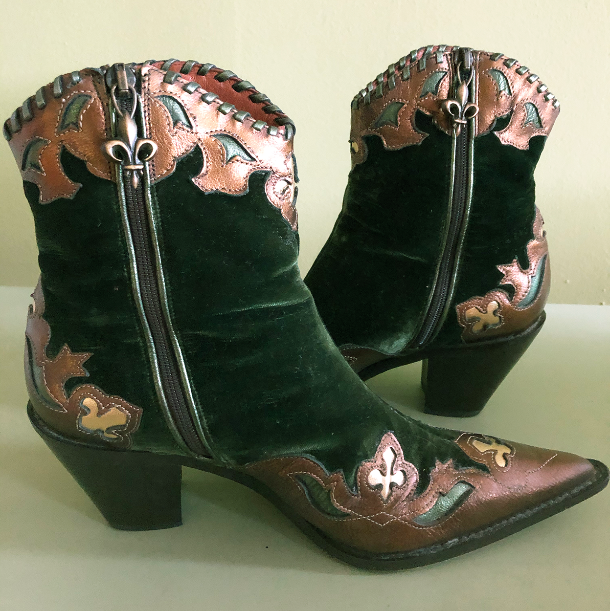 Upcycled Shoes – Colormaiden