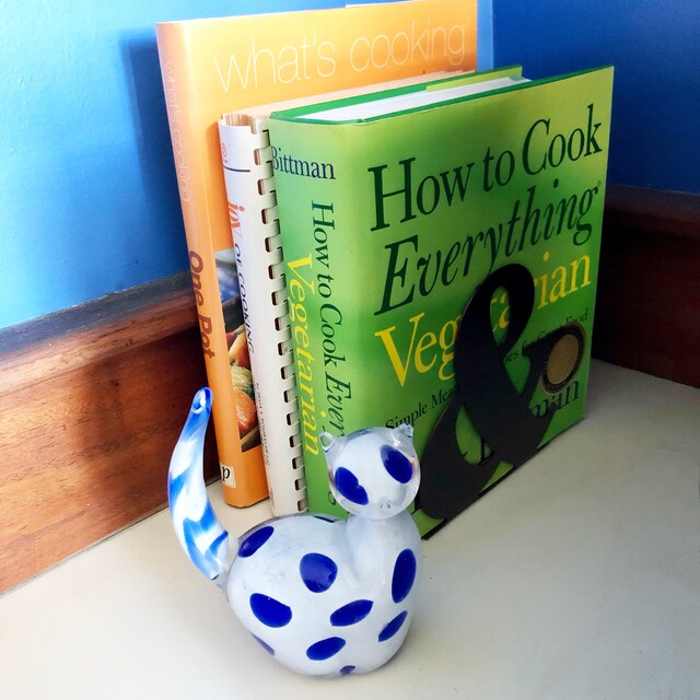 Ampersand Bookends